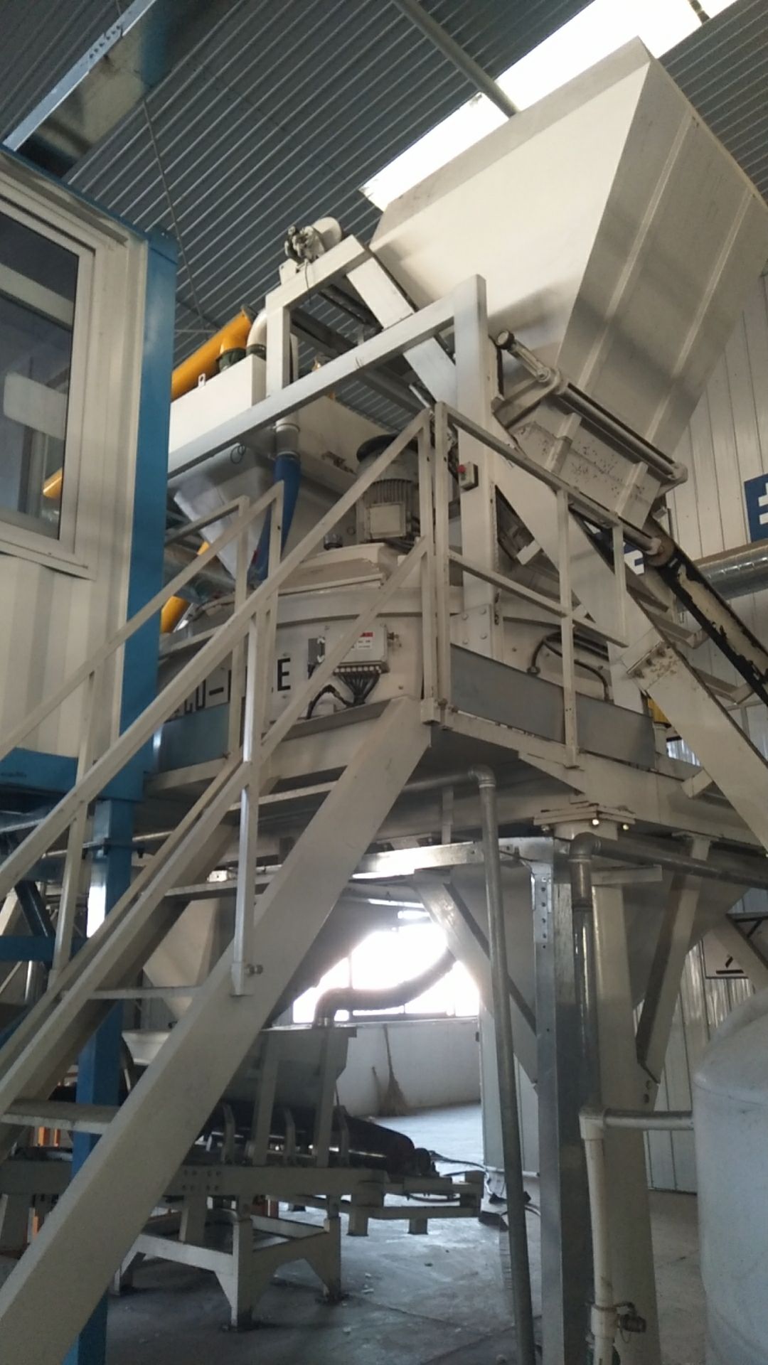 CMP1500立軸行星式攪拌機(jī)