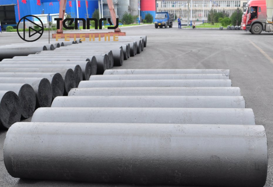  石墨电极在电炉炼钢中是如何消耗的？