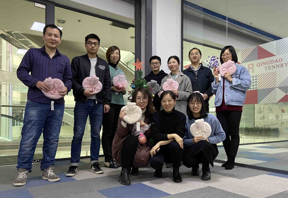 2020年我们公司全体人员祝大家元旦快乐